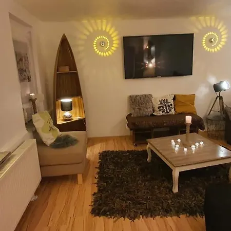 Ferienhaus Ahr-Rose - Doppelhaus Fuer Bis Zu 14 Pers Im Ahrtal - Traumferienhaeuser-Eifel דירה סינציך